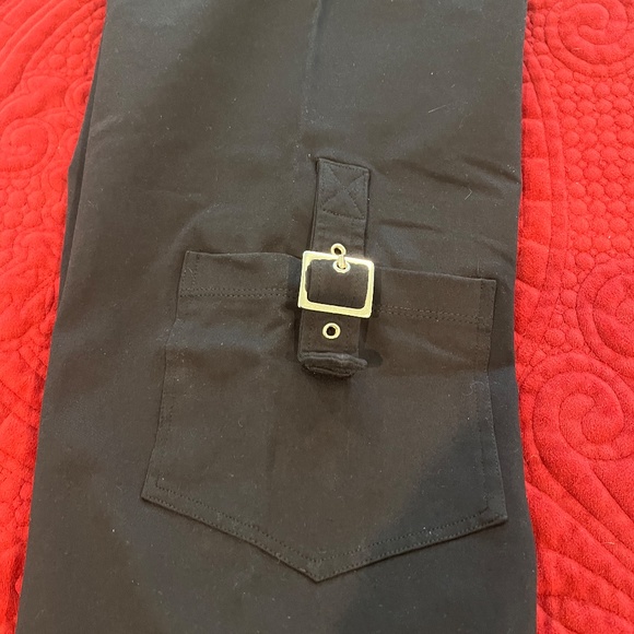 Equilibrium Activewear Low Waist Flare Leg Workout Leggings Size ML - Picture 3 of 4